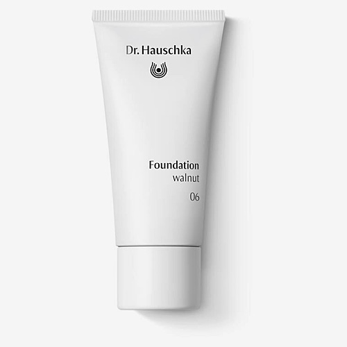 Dr. Hauschka Foundation#06 Walnut   30 ml