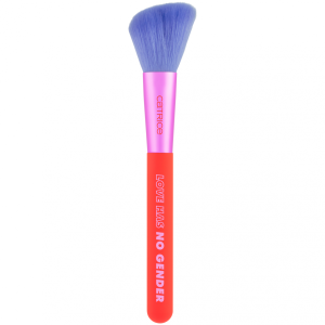 Catrice Who I Am Blush Brush C01 Love Has No Gender   1 piece