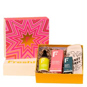 Freshly Vitamin C Essential RoutineLime Purifying Facial Toner 100ml/Rose Quartz Facial Cleanser 50ml/Minitalla  Vitamin C Concentrate Serum 15ml   set x 165 ml