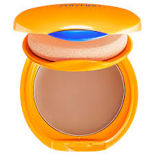 Shiseido Tanning Compact Foundation SPF10 Bronze   12 g