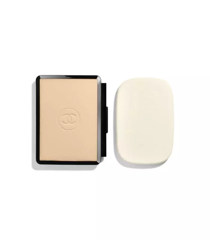 Chanel Ultra Le Teint Compact Foundation Refill B10   13 g