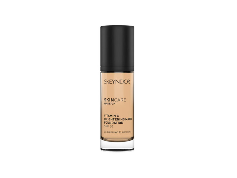 Skeyndor Vitamin C Brightening Matte Foundation 04   30 ml