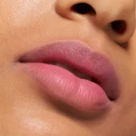 ESSENCE BLUR SOUFFLÉ creamy matte lipstick #06-Pillow Talking 3.6 gr - Image 3