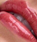 CATRICE PEPTIDE BLISS GLOSSY lip balm #030-Dew Not Disturb 10 ml - Image 2