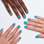 SALLY HANSEN INSTA-DRI nail color #490-Electric Splash 9.17 ml - Image 3